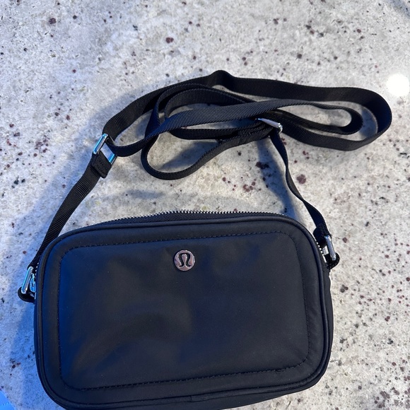 lululemon athletica Bags Lulu Lemon Camera Bag Poshmark